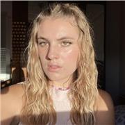 Alumna de la universidad de Alicante con el título de bachiller y daría clase a alumnos de primaria en Petrer, Elda, Novelda, Alicante y Villena (podría desplazarme hasta esos sitios) y también podría ser online a cualquier sitio de España